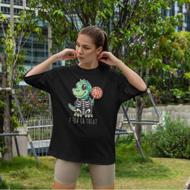 Camiseta Dinossauro Bonito Em Figurino (Criador carregado)