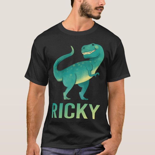 Camiseta Dinossauro Feliz - Nome Ricky (Frente)