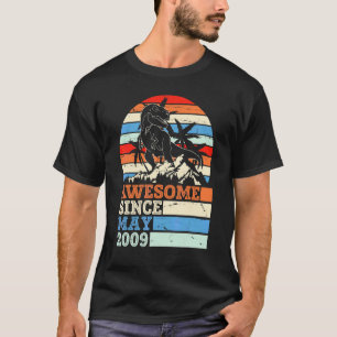 Camiseta Dinossauro Incrível Desde Maio De 2009 Parabéns 13