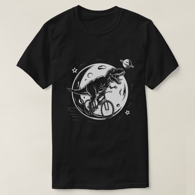 Camiseta Dinossauro Moderno em Uma Bike No Céu Com Lua Engr (Frente do Design)