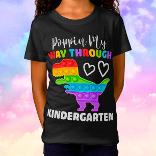 Camiseta Dinossauro Passando pela Minha Educação Infantil