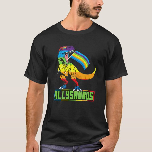 Camiseta Dinossauro T Rex LGBT Orgulho gay Flag Allysaurus  (Frente)