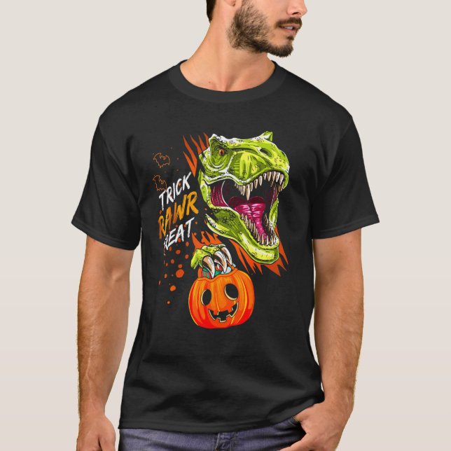 Camiseta Dinossauro T Rex Trick Rawr Treat Halloween Candy  (Frente)