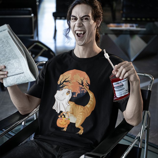 Camiseta Dinossauro Truque de Halloween ou Tratado Engraçad (Criador carregado)