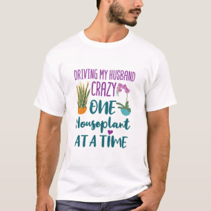Camiseta Dirigindo Meu Marido Maluco Uma fábrica de cada v