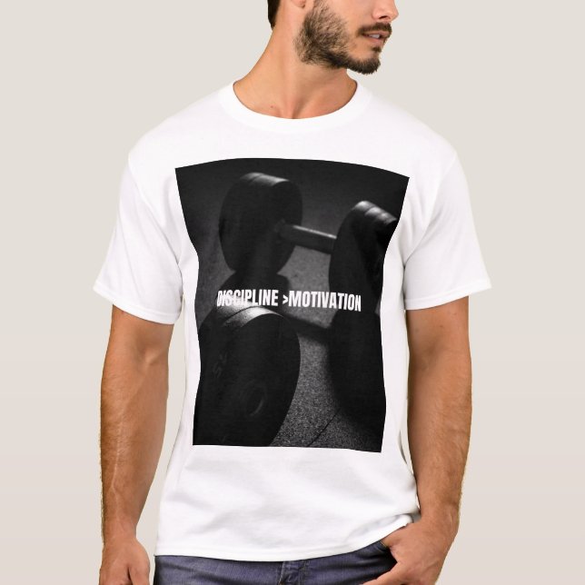 Camiseta Discipline over motivation  (Frente)