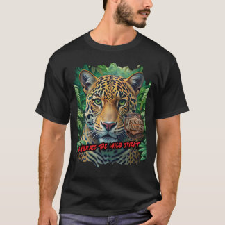 Camiseta Discover the untamed beauty within.