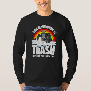 Camiseta Discriminação é lixo Orgulho Gay Guaxinim Gambá