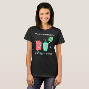 Camiseta Discussão Engraçada no Banho