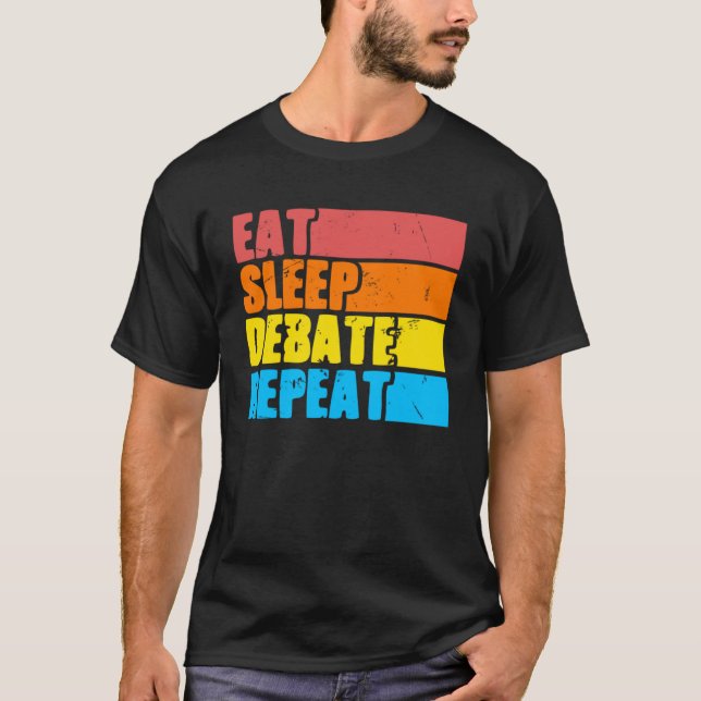 Camiseta Discussão sobre pontos de vista do debate sobre o  (Frente)