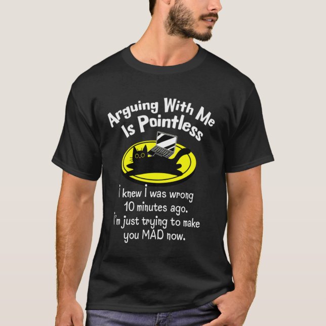 Camiseta Discutir Comigo é Inútil Gato e Capinha de Laptop (Frente)