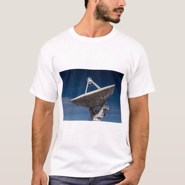 Camiseta Dish do Observatório de Radioastronomia de Array M (Frente)
