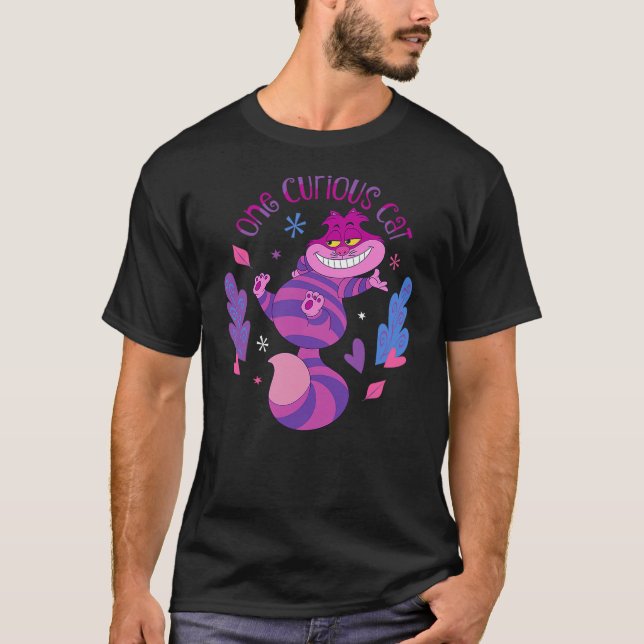 Camiseta Disney Alice's Wonderland Bakery One Curious Cat C (Frente)