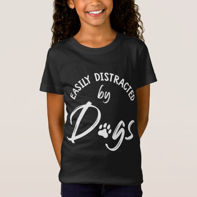 Camiseta Distraído facilmente por cães - cão e cão Mãe Gi (Frente)