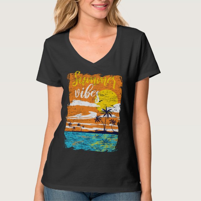 Camiseta Distressed Summer Vibes Retro Sunset Beach Palm Tr (Frente)