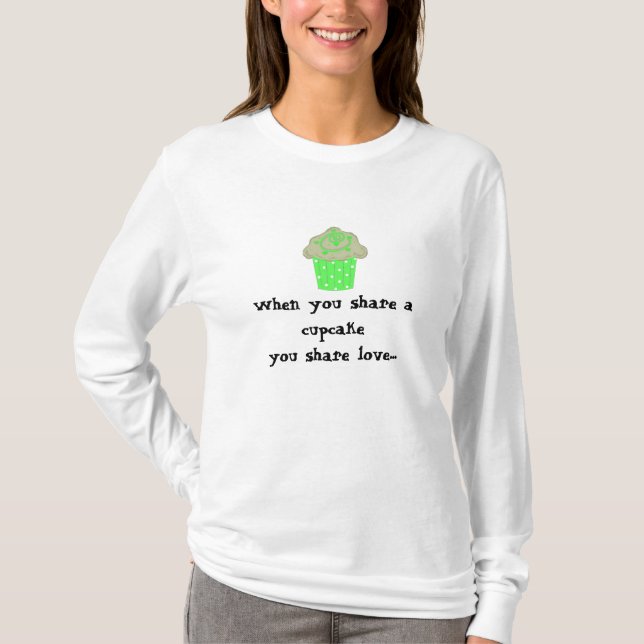 Camiseta Dito de Cupcake Fofo (Frente)