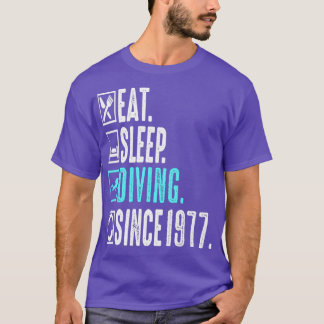 Camiseta Diver Eat Sleep Diving Repeat Since 1977 Gift