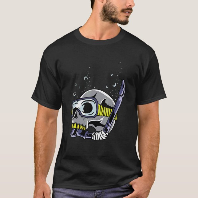 Camiseta Divers de Cova de Mergulho de Caveira (Frente)
