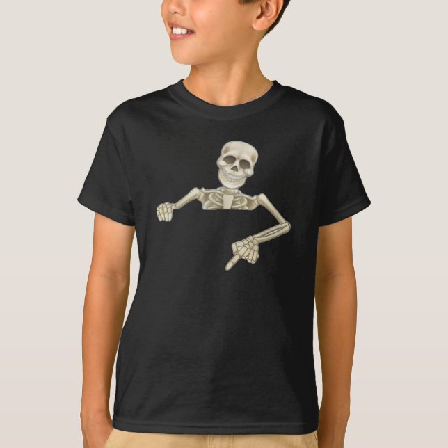 Camiseta Diversão com esqueletos. (Frente)