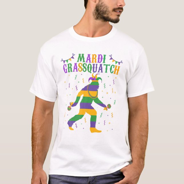 Camiseta Diversão Madi Mardi Gras Bigfoot Sasquatch Mardi G (Frente)