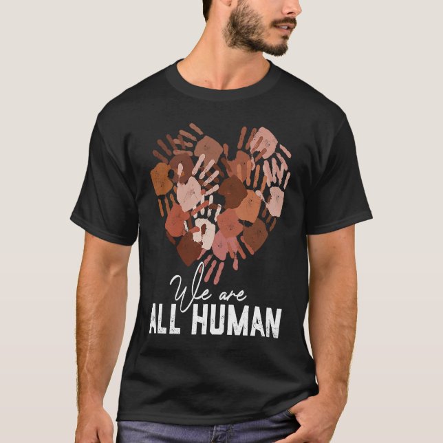 Camiseta Diversidade Melanina Coração da Mão da Pele Somos  (Frente)