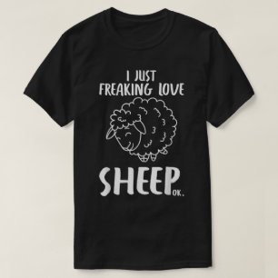 Camiseta Divertido Desenho de Cartoon de Ovelha que Eu Amo