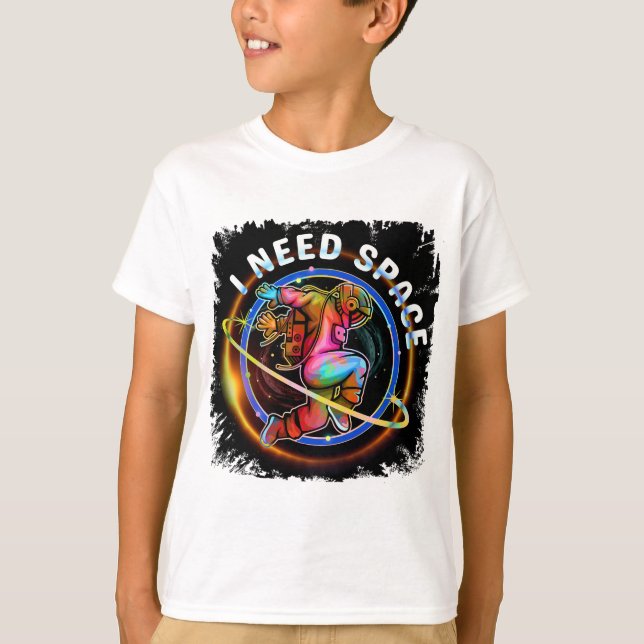 CAMISETA DIVERTIDO EU PRECISO ESPAÇO ASTRONAUTA GALÁXIA (Frente)