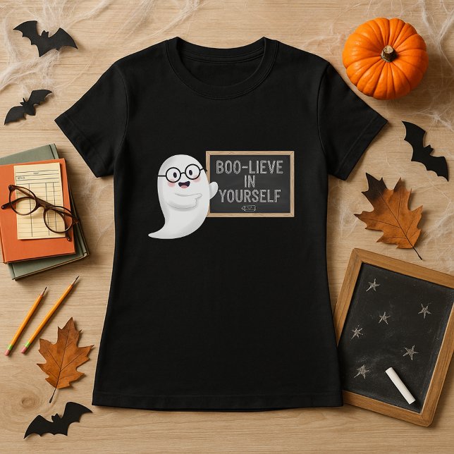 Camiseta Divertido Halloween Fantasma BOO-LIEVE em si mesmo (Criador carregado)