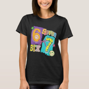 Camiseta Divertido Seis Sete 6 7 Meme 67 Design para Mulher