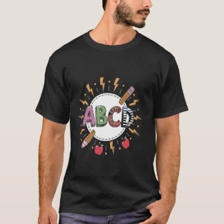 Camiseta Divertido Volta às Escolas Abcd Professor Rochas A