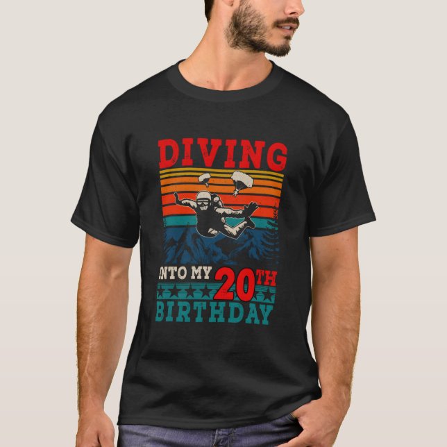 Camiseta Diving Into My 20Th Skydiving (Frente)