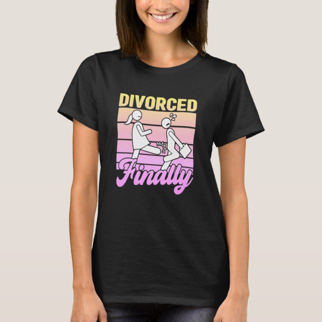 Camiseta Divorciadas Finalmente Mulheres Divorciadas Fornec (Frente)
