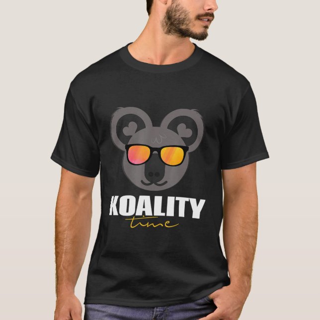 Camiseta Dizemos de Urso Koala Sarcástico Hora da Qualidade (Frente)