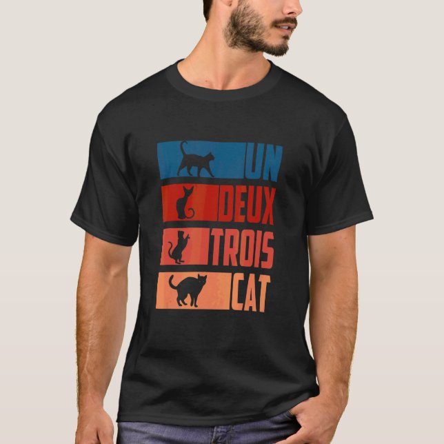 Camiseta Dizendo Un Deux Trois Cat (Frente)