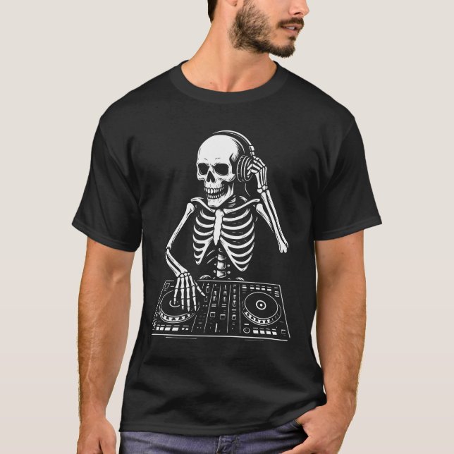 Camiseta DJ Esqueleto tocando música ao vivo (Frente)
