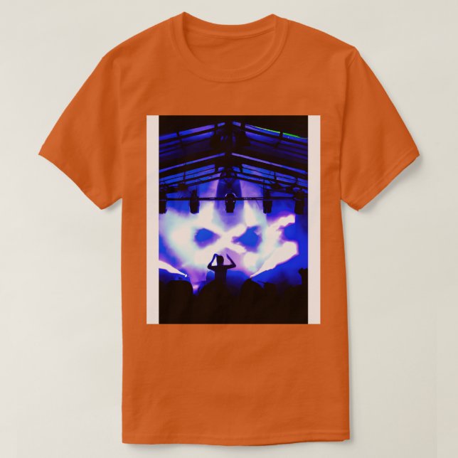Camiseta DJ no Festival (Frente do Design)