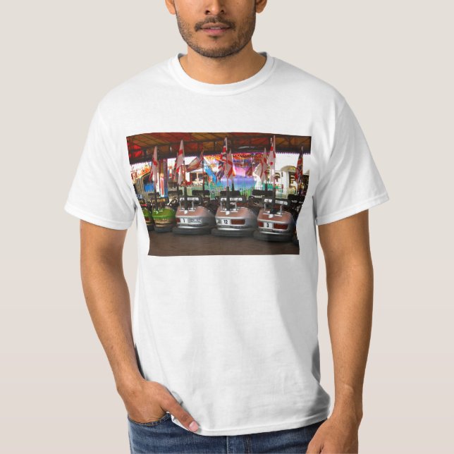 Camiseta do carro abundante de Dodgem do recinto (Frente)