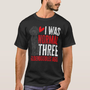 Camiseta Dó de Goldendoododle Negro Eu Era Normal Três Dour