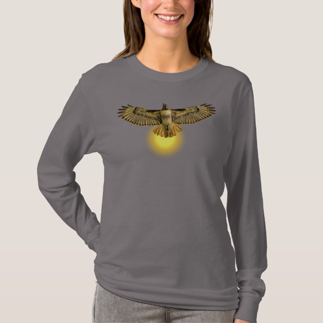 Camiseta do Falcão de Cauda Vermelha Voando em Dir (Frente)