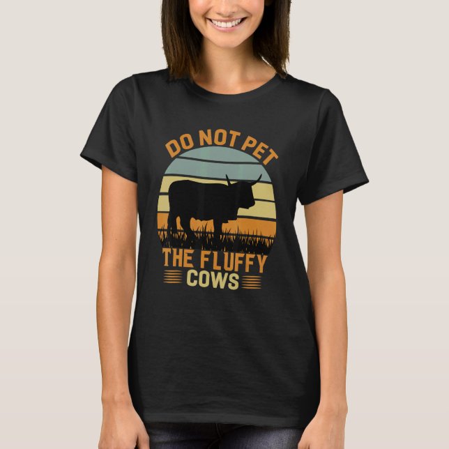 Camiseta Do Not Pet The Fluffy Cows Bison_3 (Frente)