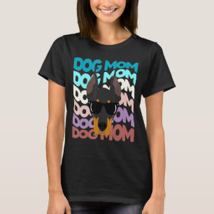 Camiseta Dobberman Mãe Legal Retro-og Mãe