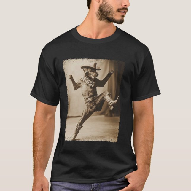 Camiseta Doberman Cachorro Engraçado Cowboy (Frente)