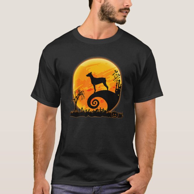 Camiseta Doberman Dog And Moon  Scary Halloween Costume (Frente)