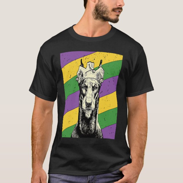 Camiseta Doberman Pinscher Bobo  Mardi Gras Mãe ou Pai de C (Frente)