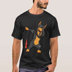 Camiseta Doberman Pinscher Dabbing Dab Dobie Puppy Fun Tee