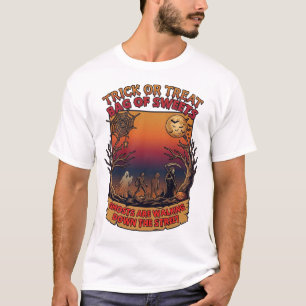 Camiseta Doce ou Travessura Fantasmas de Halloween Zumbis C