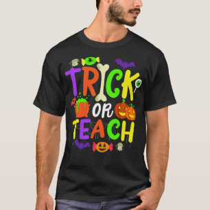 Camiseta Docente de Halloween Trick ou Treat