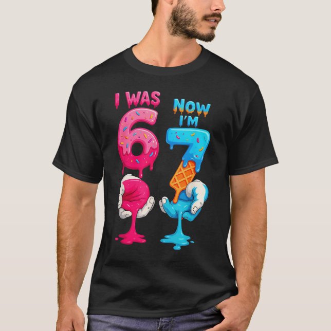 Camiseta Doces de 7º Aniversário | Donut Rosa e Azul (Frente)
