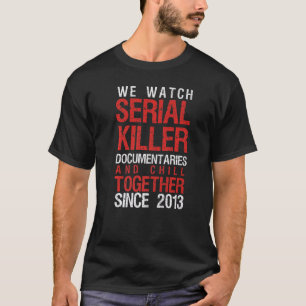 Camiseta Documentários do Assassino Serial Casal 2013