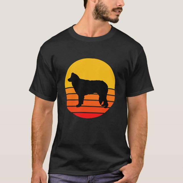 Camiseta Dog Breed Welsh Sheepdog Dog Silhouette Retro Vint (Frente)
